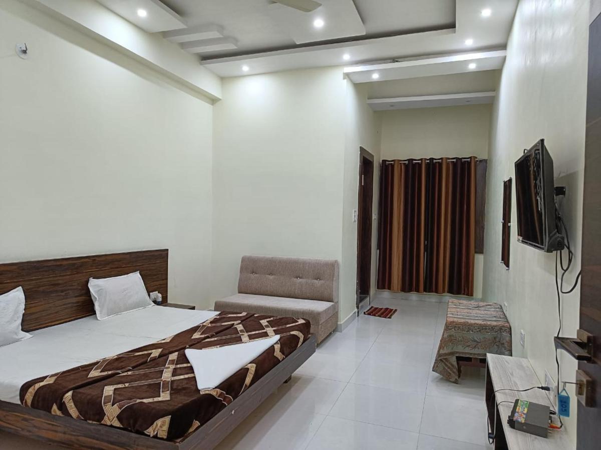 Hotel Parag Palace Jabalpur Exteriér fotografie